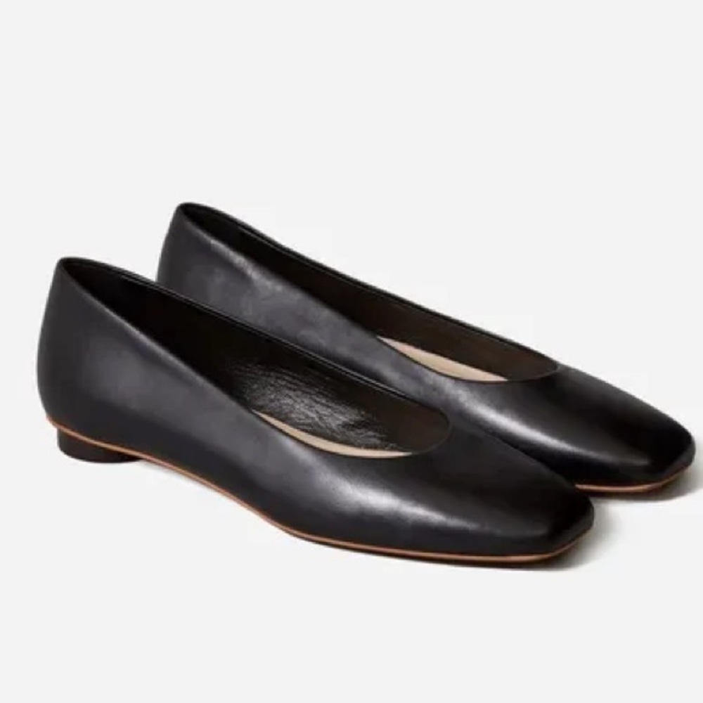 Everlane The 90s Flat